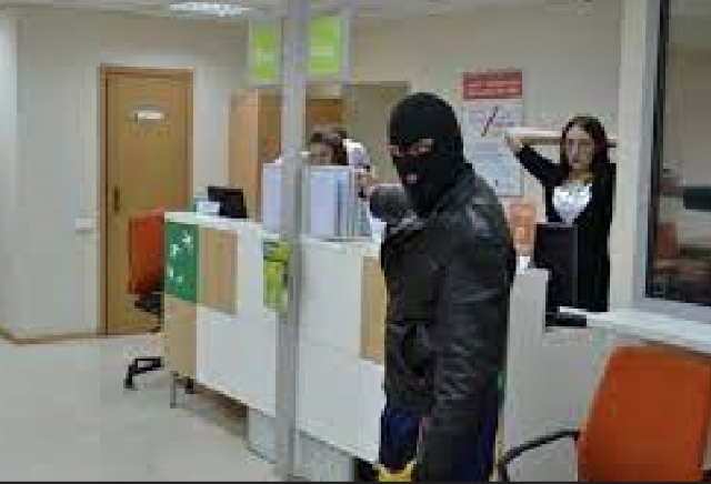Gürcüstanda bank qarət olunub