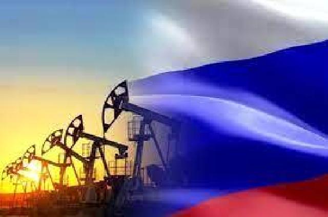 Rusiya xarici bazarlara gündəlik neft ixracını 300 min barel azaltdı