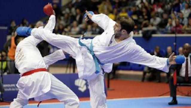 18 karateçimiz Macarıstana dünya çempionatına gedir