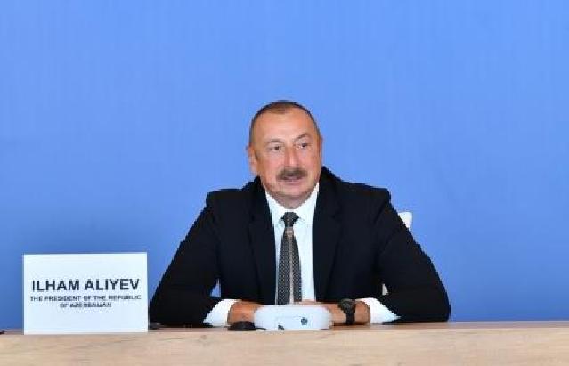 İlham Əliyev XI Qlobal Bakı Forumunda iştirak edir