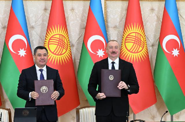 Azərbaycanla Qırğızıstan arasında 18 sənəd imzalanıb