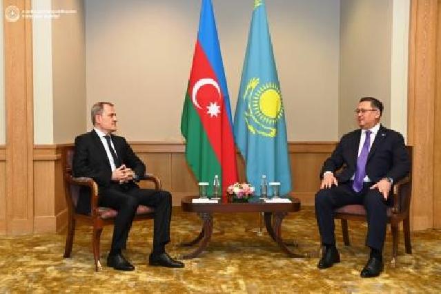 Azərbaycan-Qazaxıstan strateji tərəfdaşlığı müzakirə edilib