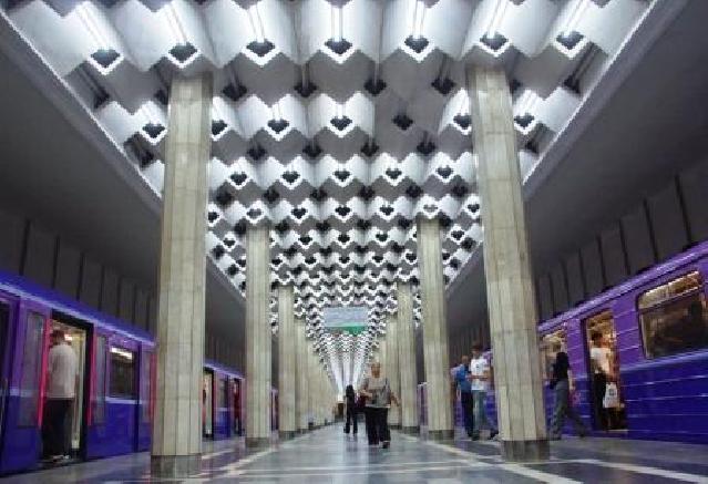 “Ulduz” metrostansiyasında yeni işıqlanma sistemi qurulub