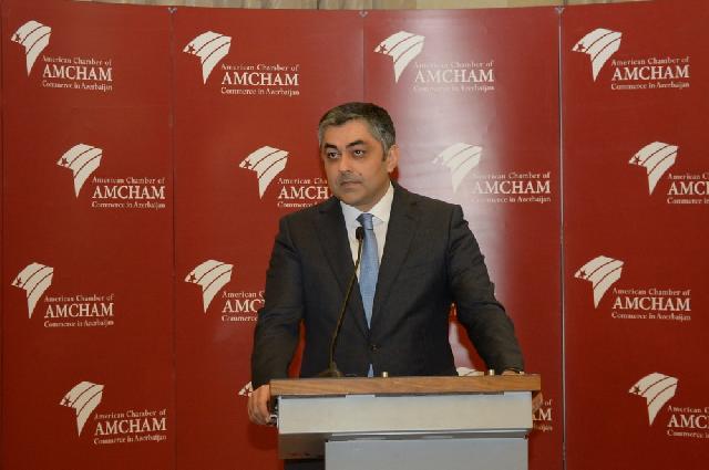 Nazir Ramin Quluzadə AmCham Azerbaijan-ın işgüzar naharında