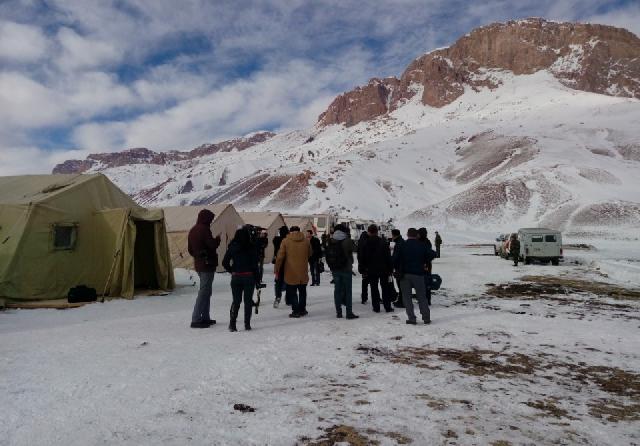 Media nümayəndələri itkin düşmüş alpinistlərin axtarışlarının aparıldığı ərazidə olublar