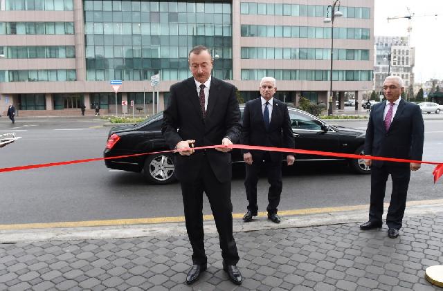 İlham Əliyev Mingəçevirdə "ASAN Həyat" kompleksini açılışda iştirak edib