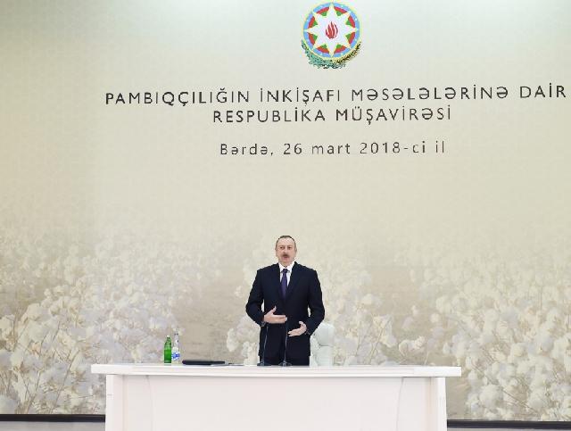 İlham Əliyev pambıqçılığa dair respublika müşavirəsi keçirilib