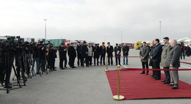 Əfqanıstandan Avropaya yola salınan ilk yük karvanı Azərbaycana çatıb