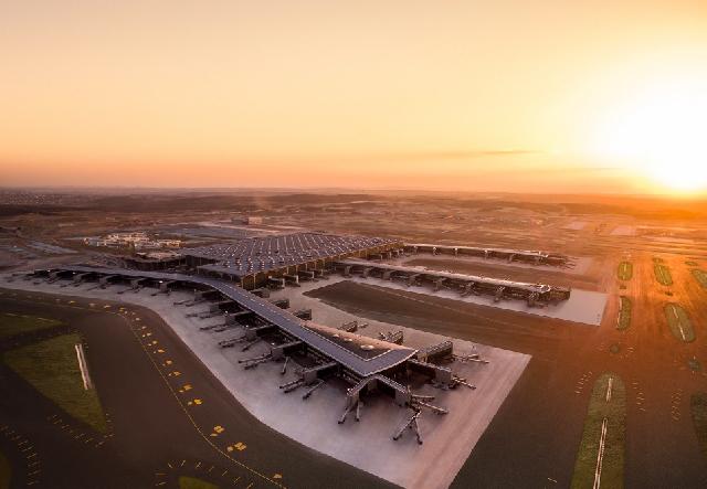 AZAL bütün uçuşlarını İstanbulun yeni hava limanına edəcək