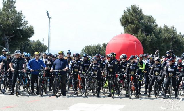 Bakıda “Az avtomobil, çox həyat” devizi ilə veloyürüş keçirilib