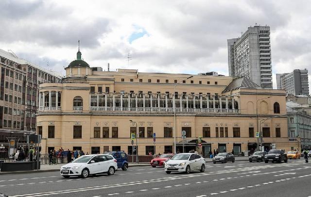 Telman İsmaylovun Moskvadakı “Praqa” restoranı hərrasda satıldı