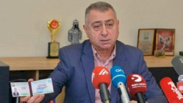 Deputatı mandatını girov qoyan  Rafael Cəbrayılov indi də “211”lə başlayan nömrəsini satışa çıxarır