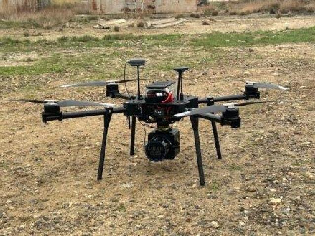 Azərbaycanda yeni istehsal olunan dronların sınağı keçirildi