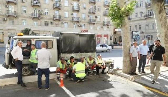 Bakının mərkəzində yaradılan qanunsuz parkinq sökülür