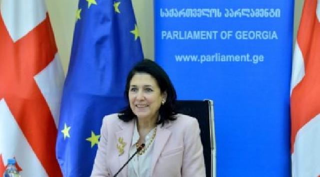Salome Zurabişvili gürcüləri  mitinqə çağırdı:Avropa Parlamentinin qətnaməsinə görə