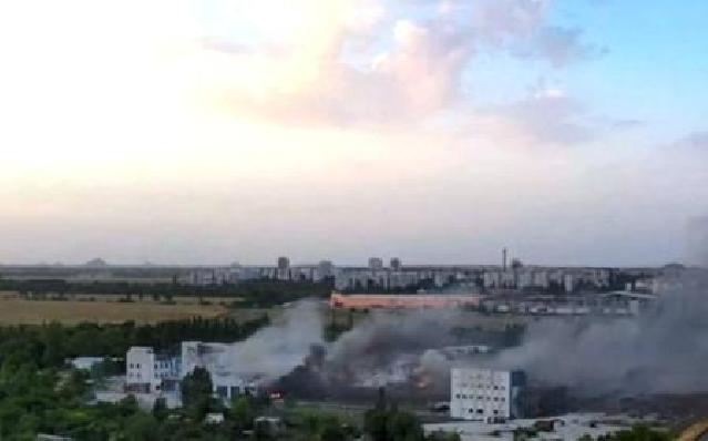 Ukrayna Donetskdə Rusiyanın hərbi anbarını PUA ilə vurub