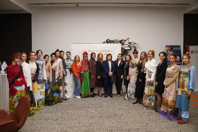 İstanbulda Türk Dünyası Qadın Sahibkarlarının görüşü olub