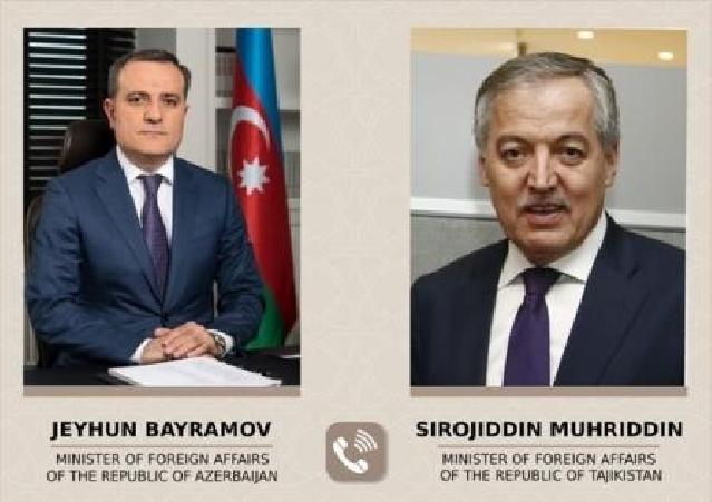 Azərbaycan və Tacikistan XİN başçıları telefonla danışıblar