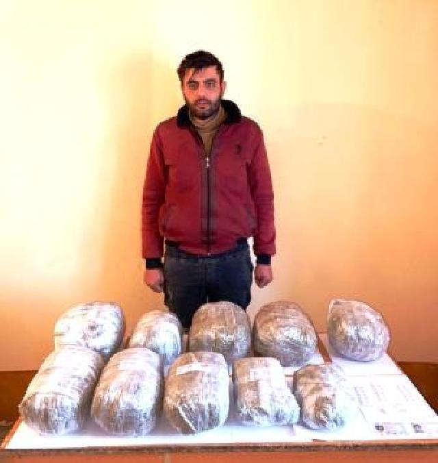 İrandan Azərbaycana 10 kq narkotika keçirmək istədi