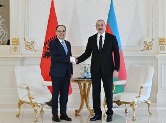 İlham Əliyev Albaniya prezidenti Bayram Beqay ilə görüşüb
