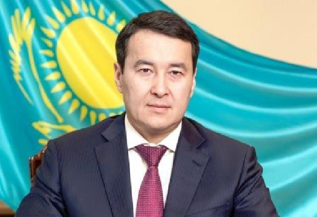 Əlixan Smayilov yenidən Qazaxıstanın baş naziri təyin edilib