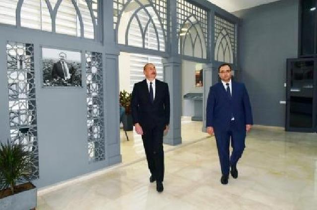 İlham Əliyev Kənd Təsərrüfatı Nazirliyinin yeni inzibati binasının açılışında iştirak edib