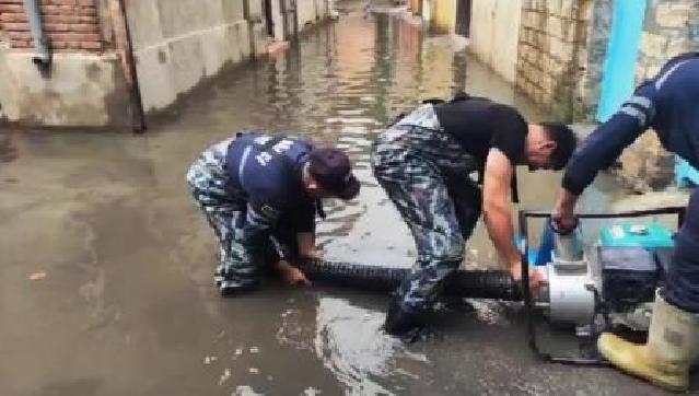 Gəncə və Göygöldə bəzi fərdi yaşayış evlərini su basıb