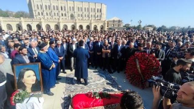 Mərhum deputat Qənirə Paşayeva ilə vida mərasimi keçirilib