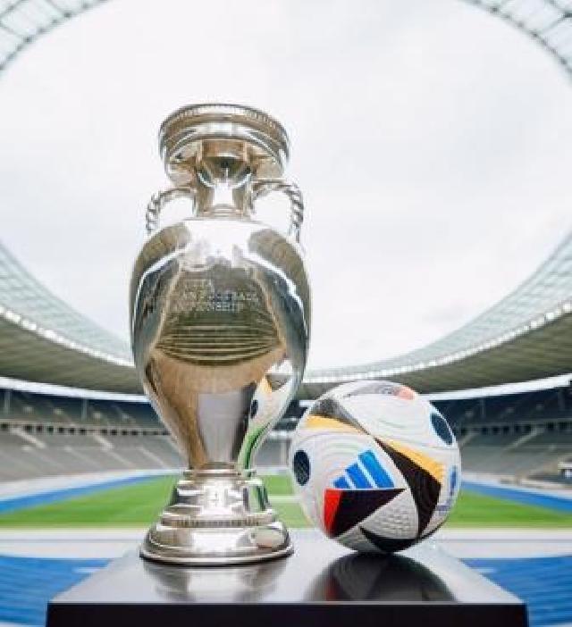 Almaniyada keçiriləcək "EURO-2024"ün rəsmi topu təqdim olunub
