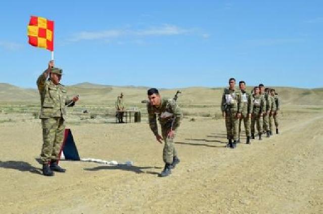Azərbaycan Ordusunda hərbiləşdirilmiş kross birinciliyi keçirilib