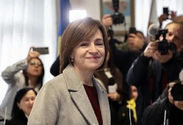 Maya Sandu Moldovada keçirilən prezident seçkilərinin ikinci turunda liderdi