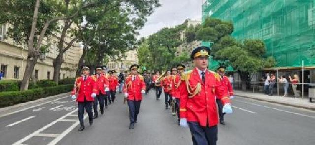 Yol polisi Zəfər Günü ilə əlaqədar sürücülərə müraciət edib